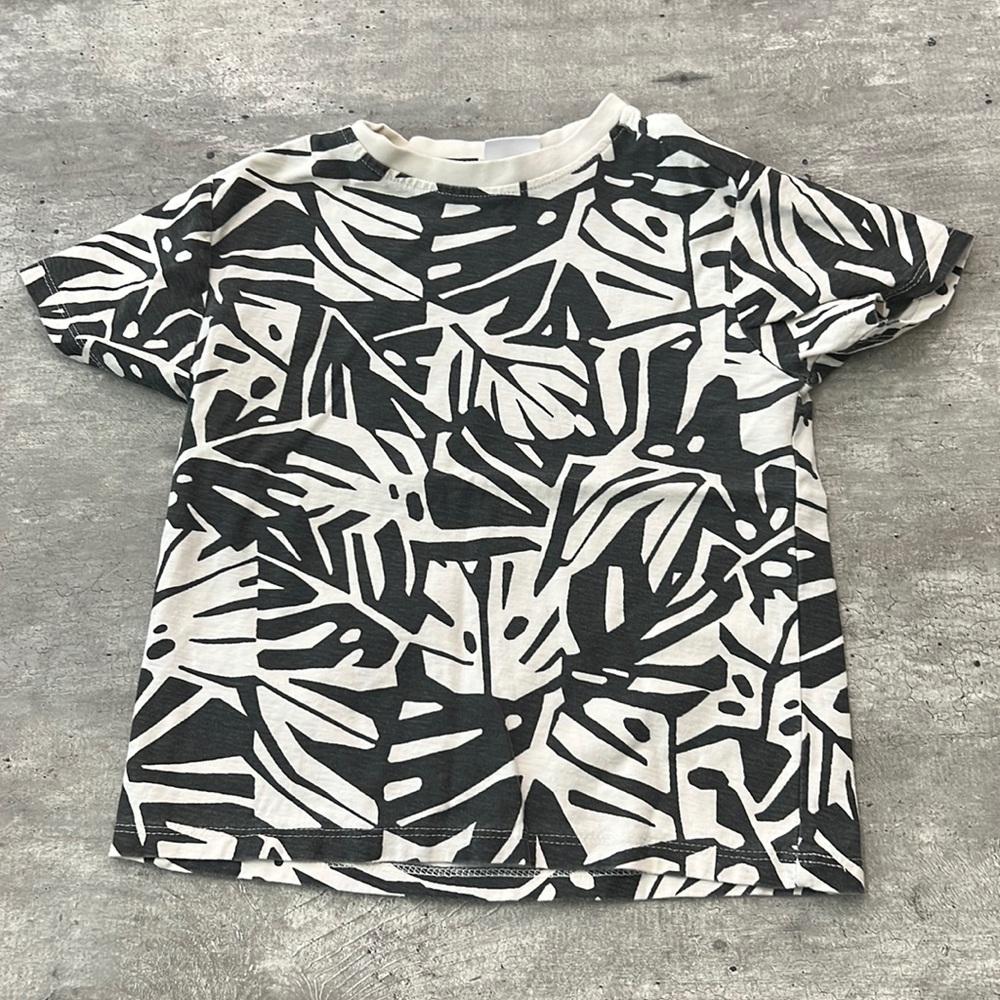 Zara Tee
